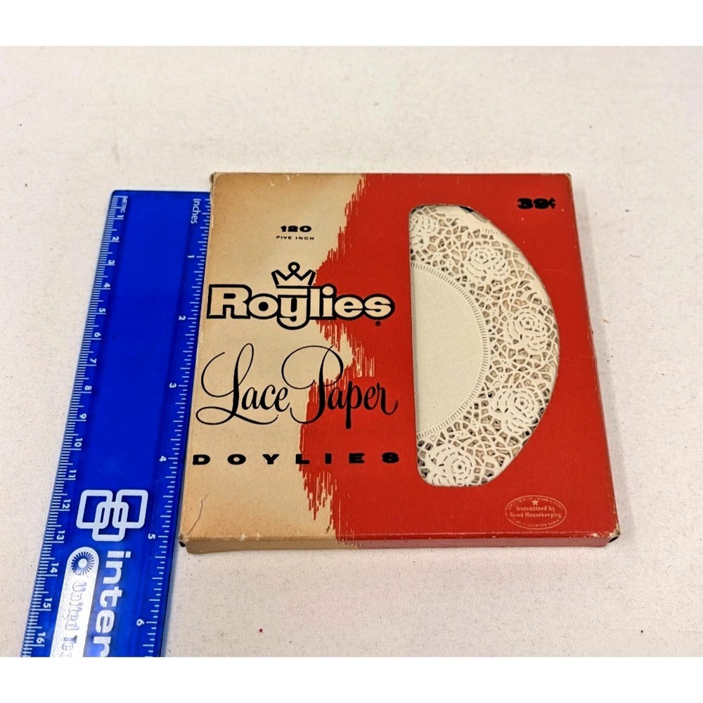 Vintage Roylies Lace Paper Doilies With Original Box Mid Century Kitchen Decor